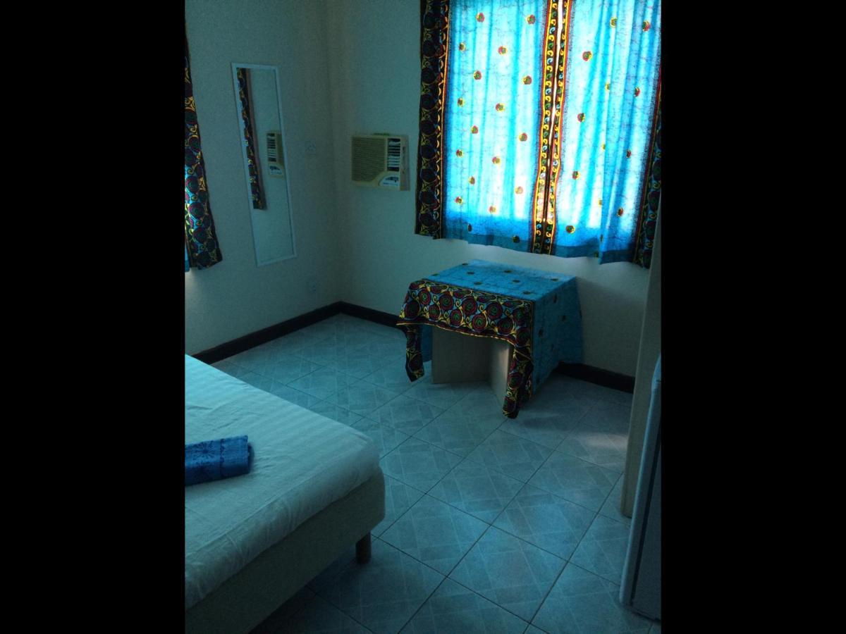 Anns Guesthouse Bakaugambia Екстериор снимка