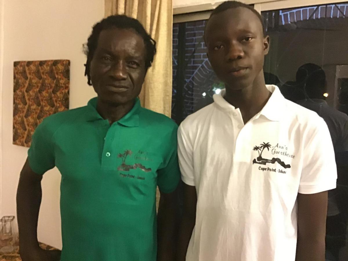 Anns Guesthouse Bakaugambia Екстериор снимка